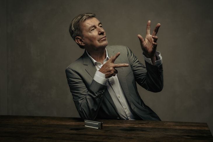 Paul Michiels zorgt voor een avond vol Belgische klassiekers